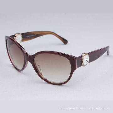 sunglass makers(B105 C03)